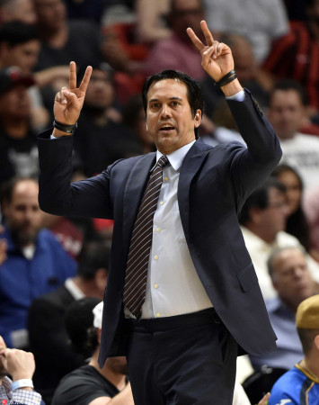  热火主教练斯波尔斯特拉续约三年  