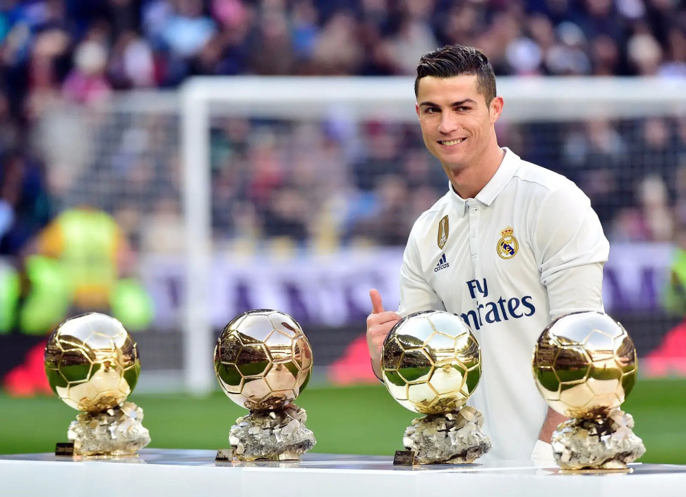  纽卡斯尔爆冷擒曼联 喜鹊高空轰炸破解滕哈格迷阵